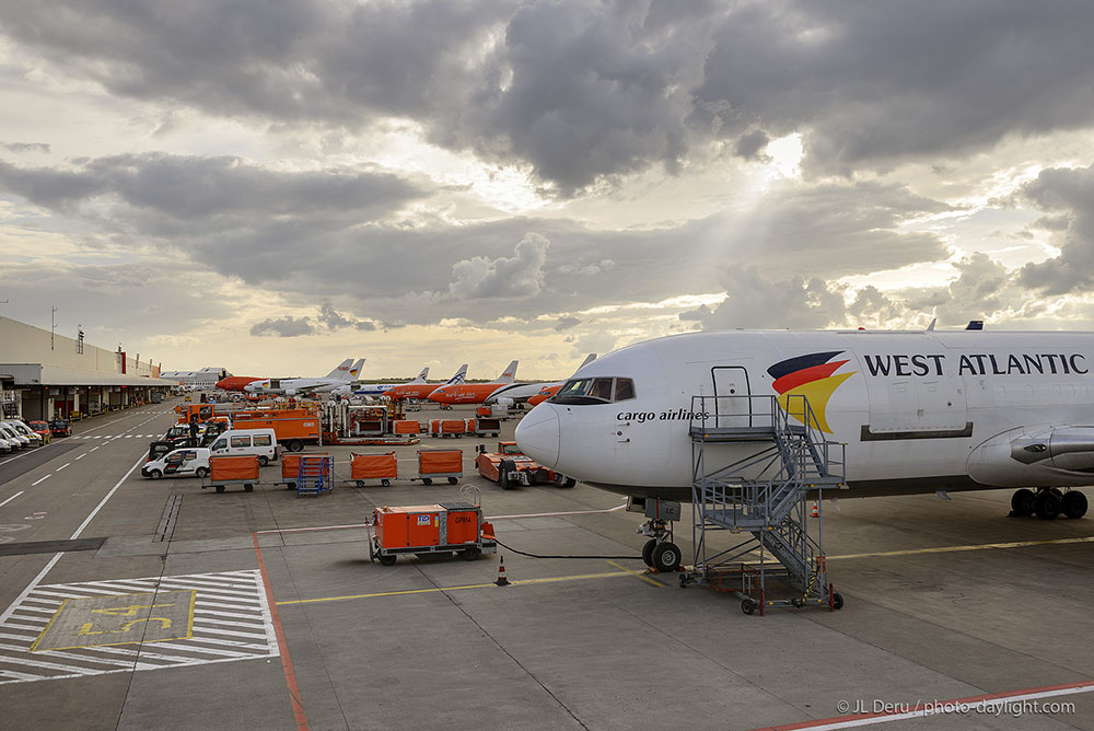 Liege airport 2016-04-03